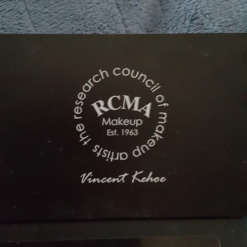 RCMA VK foundation palettes